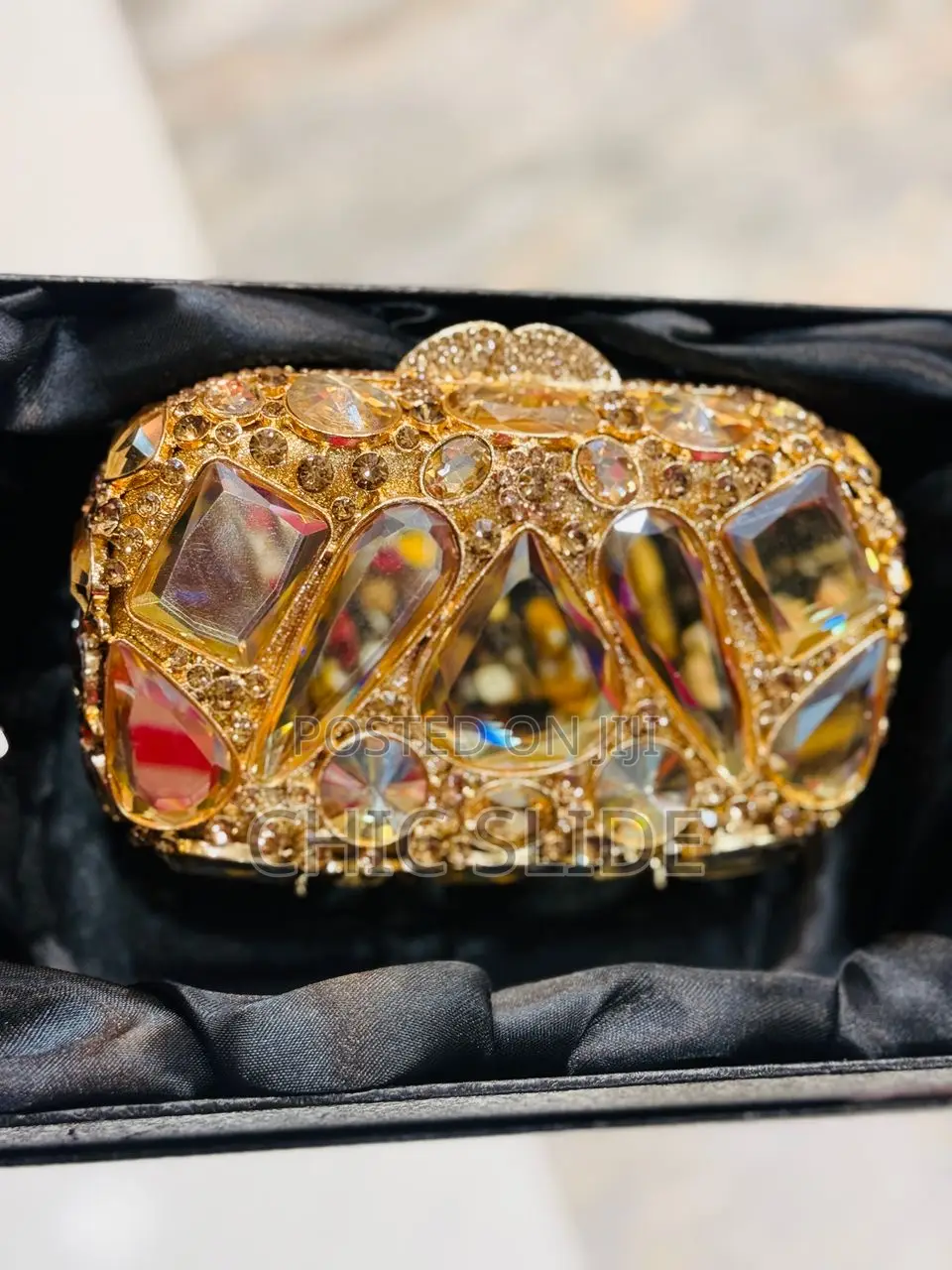 Top Notch Crystal Clutches