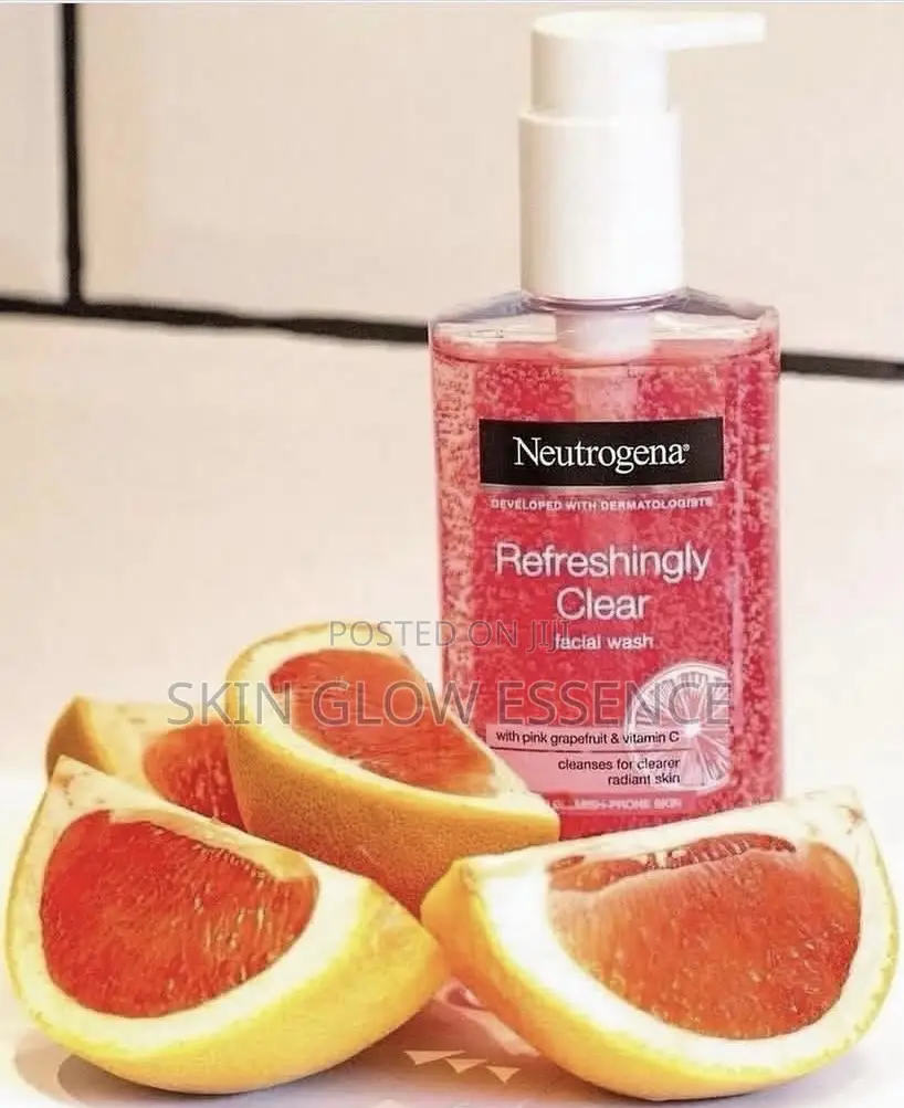 Neutrogena Refreshingly Clear Face Wash