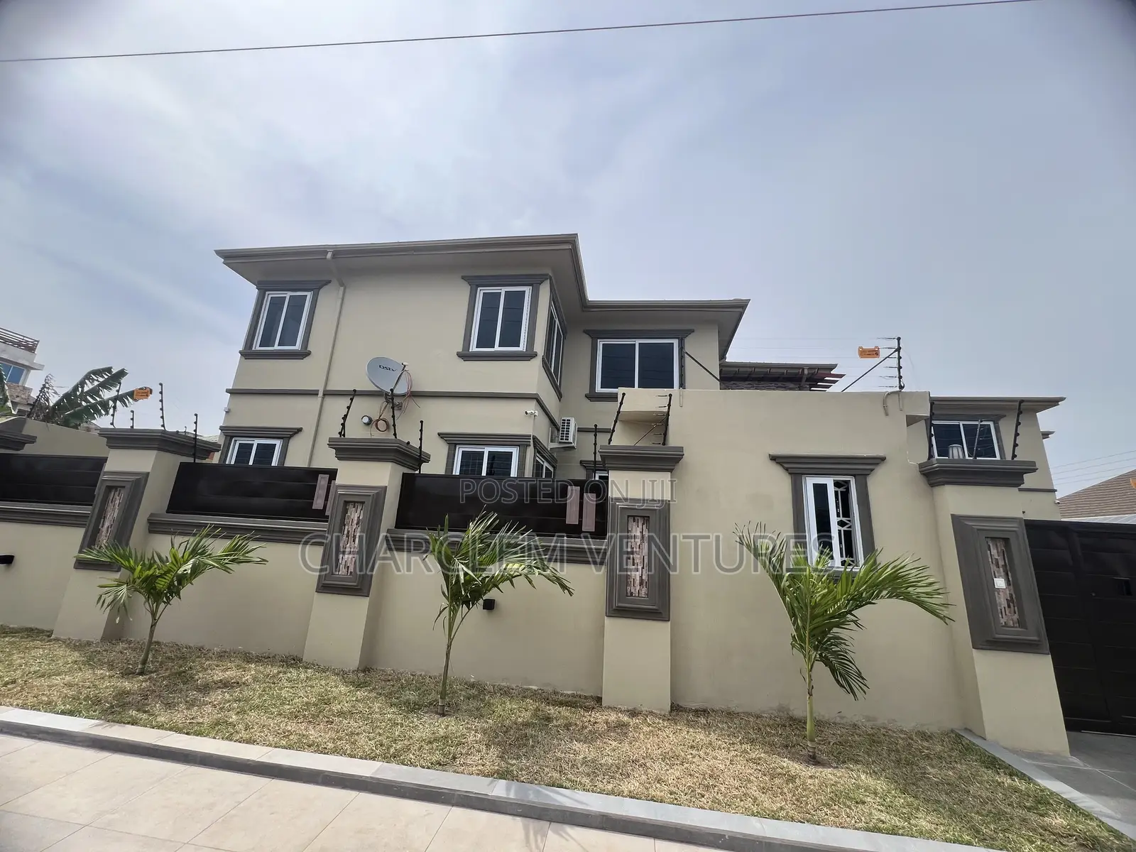 3bdrm Apartment in Charclem Ventures, Accra Metropolitan for rent