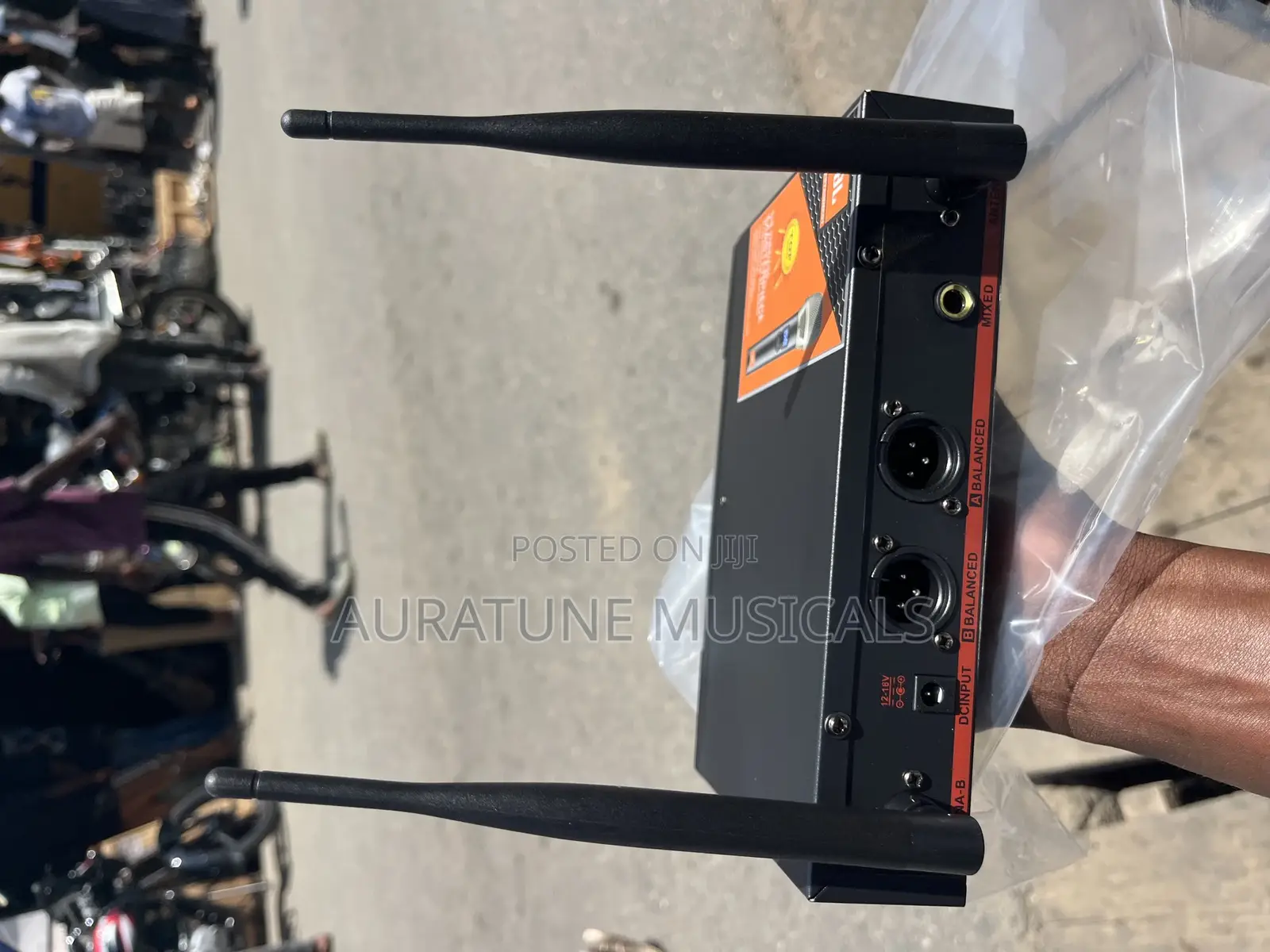 Shure Urx9800