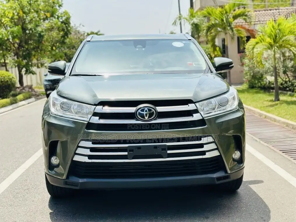 Toyota Highlander Limited 2019 Green