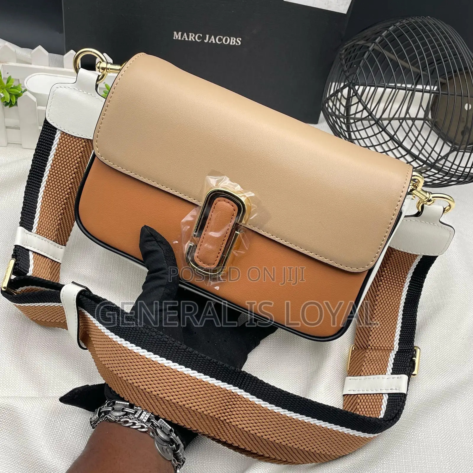 Marc Jacobs Crossbody/ Side Bag