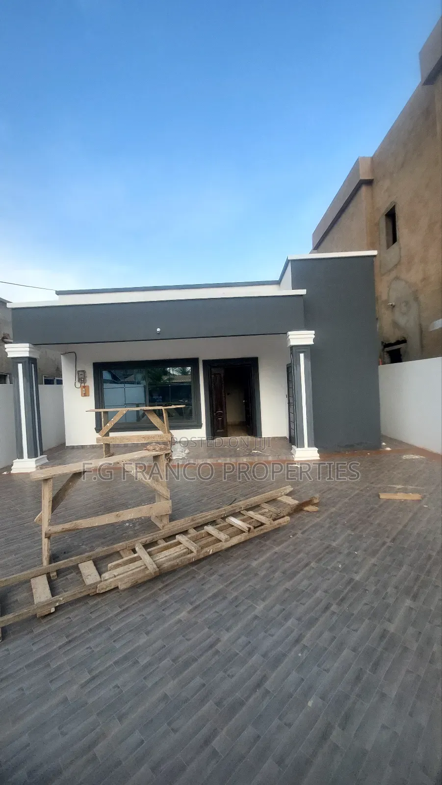 3bdrm House in Kg.Franco Properties, Spintex for sale