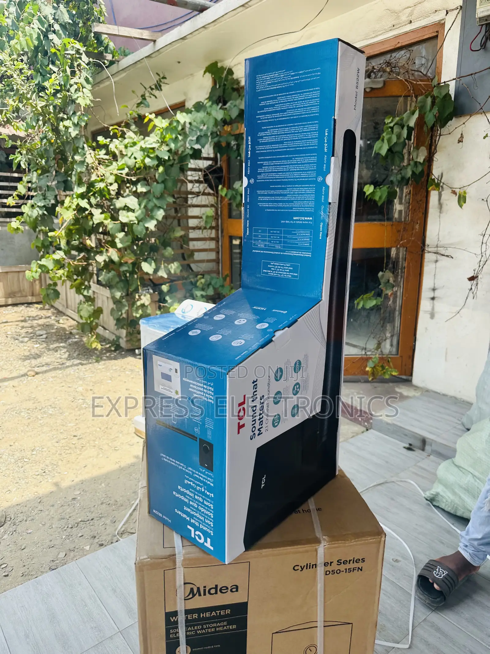 Effective Sound Quality TCL Soundbar With Woofer