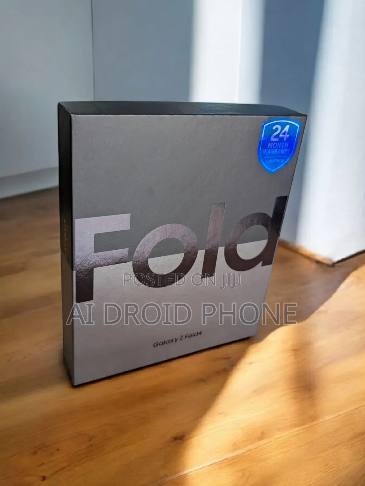 New Samsung Galaxy Z Fold4 256 GB Gold