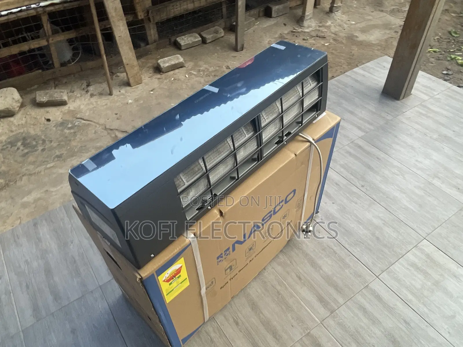 A Black Nasco 1.5hp R410 Air Conditioner