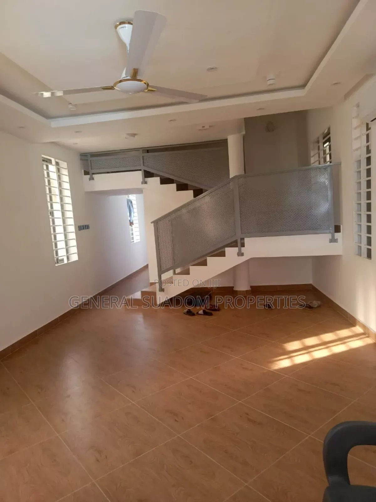 3bdrm Duplex in Suadom Properties, Baatsona Total for rent