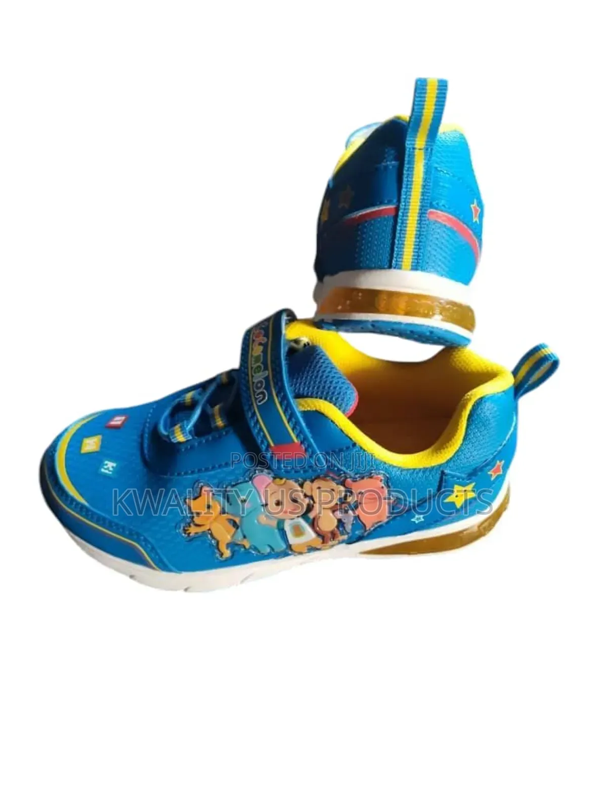 Cocomelon Boys Lighted Sneakers