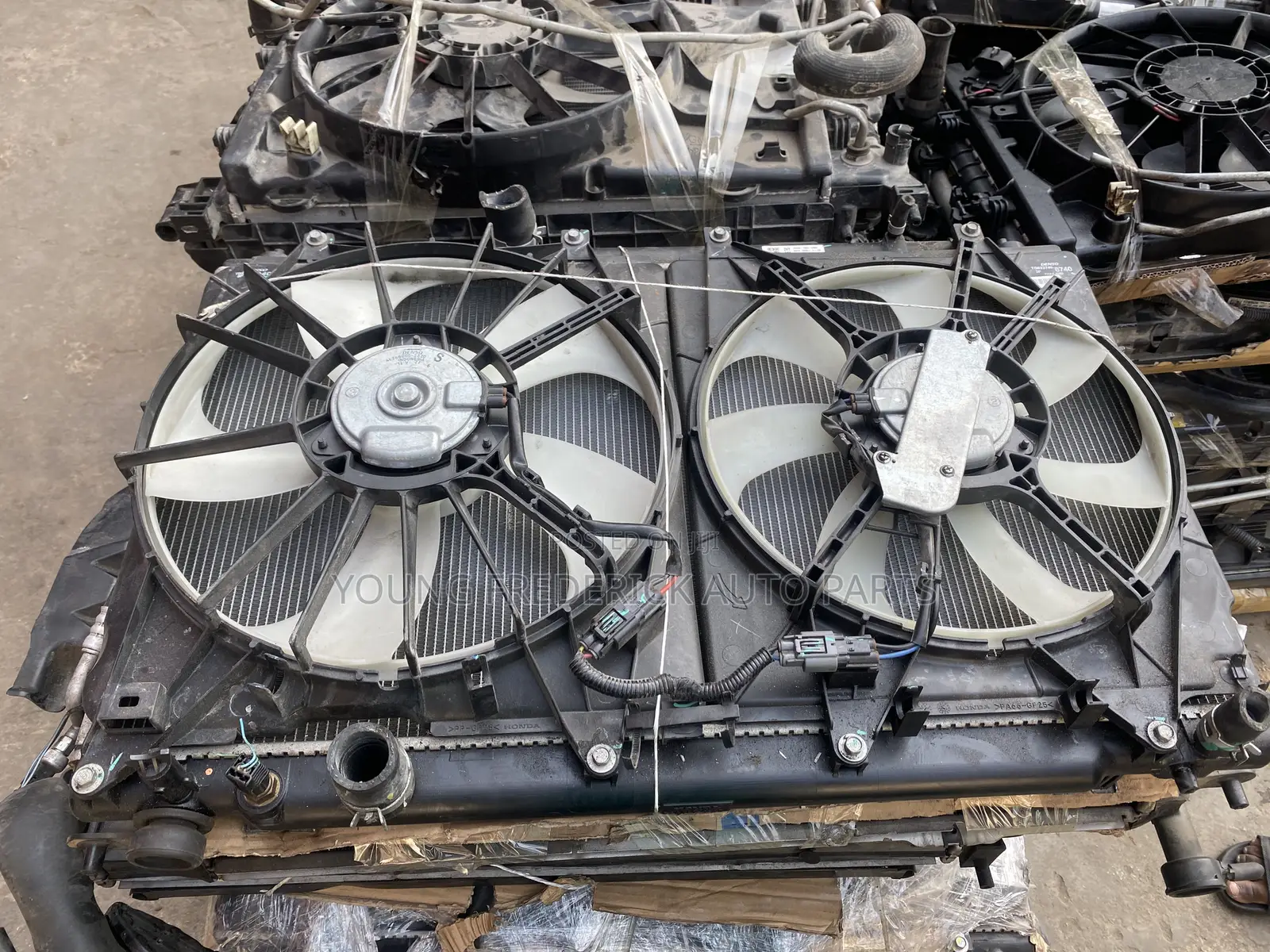 Welcome to Yung Auto Part.Have Quality Complete Radiator
