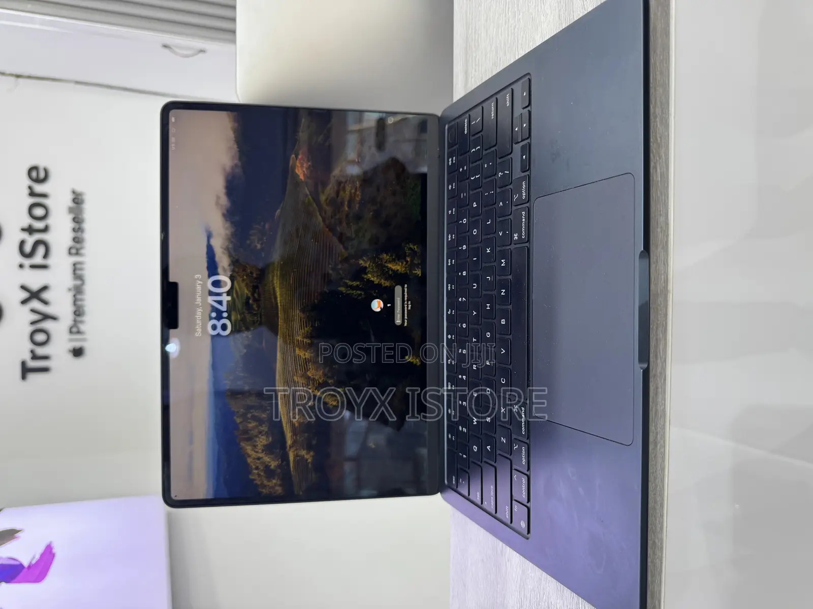 Laptop Apple MacBook Air 2022 M2 8GB Apple M2 SSD 256GB