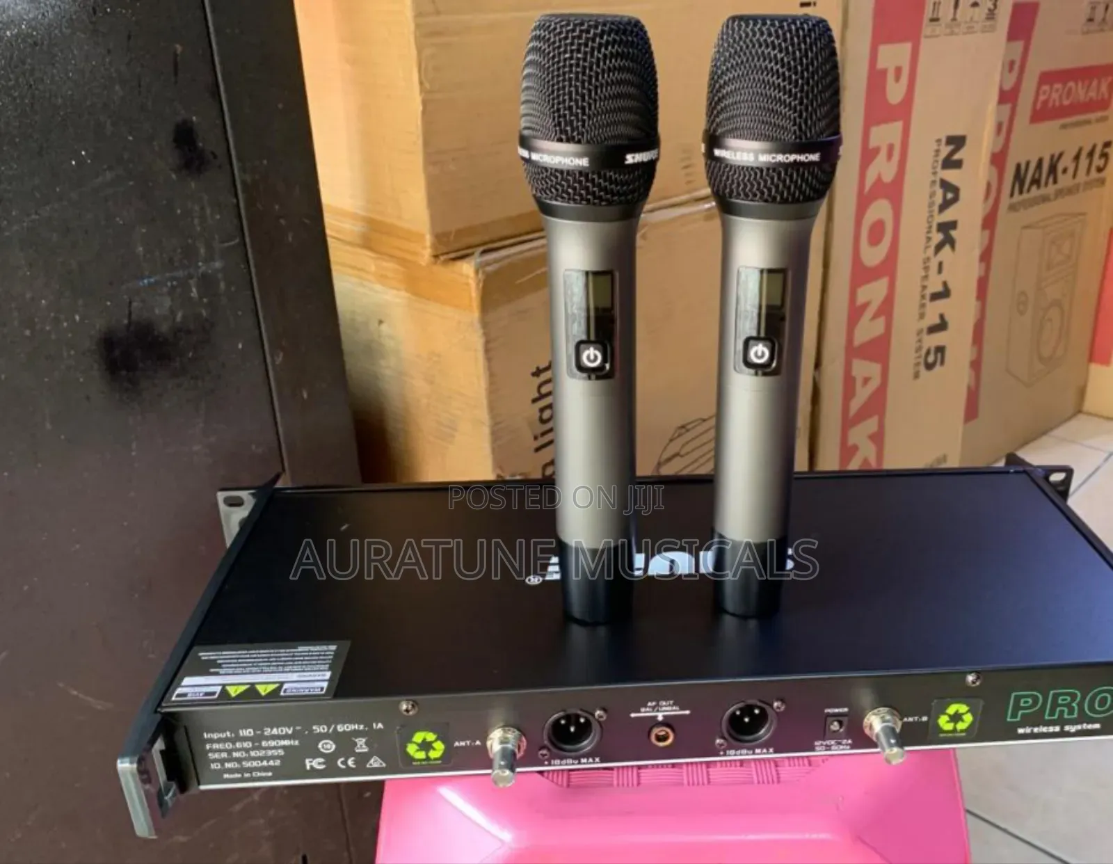 Shure Blx338 Professional Wireless Microphone
