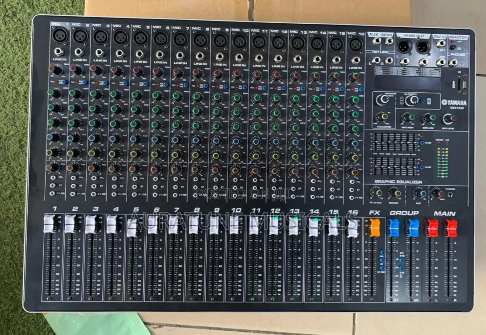 Yamaha Smx1600 16-Channel Audio Mixer