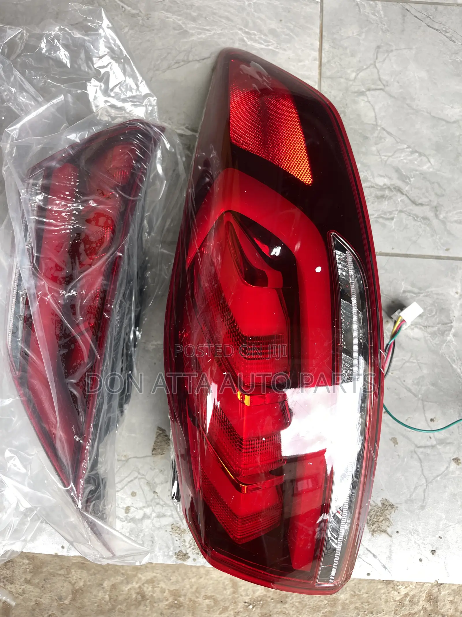 Hyundai Elantra 2017-18 Spec Tail Light