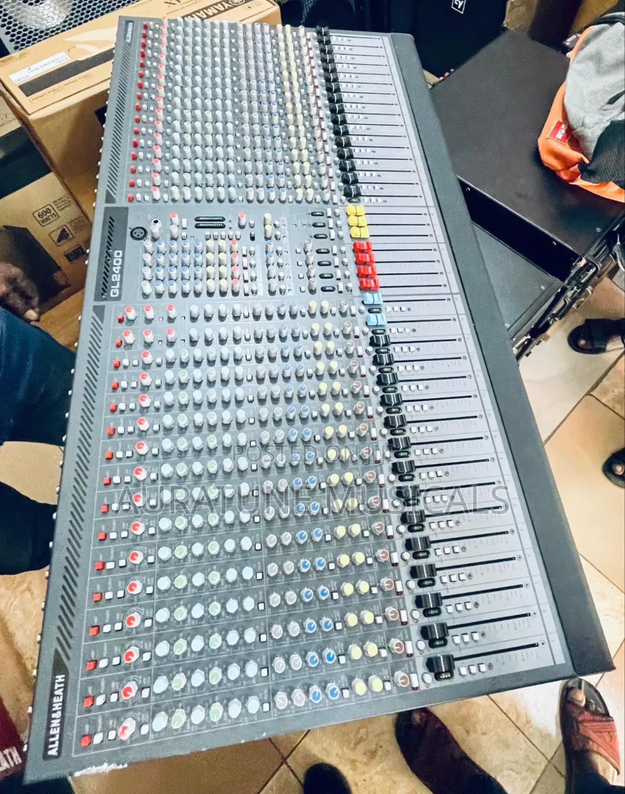 Allen Heath Gl2400 Series Analog Mxing Console