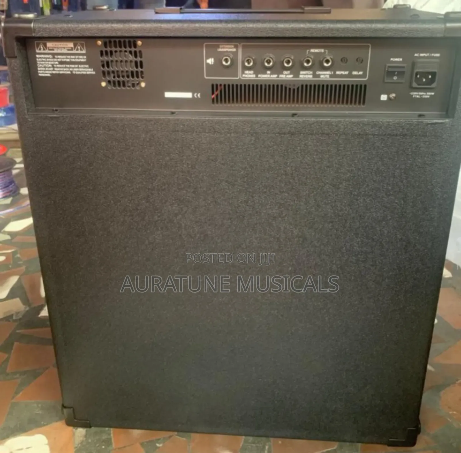 GLS Kb-500u Keyboard Combo Amplifier.