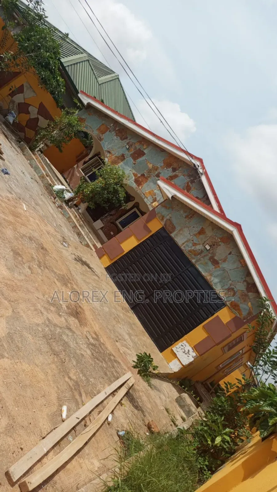 4bdrm House in Self Compound, Oyarifa for rent