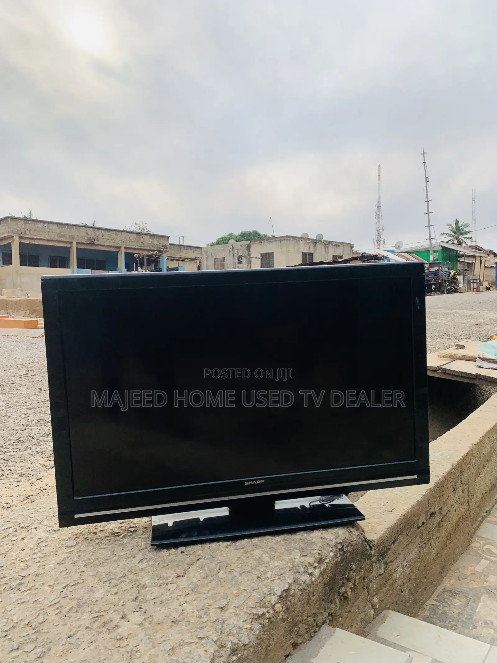 42inches Sharp LCD Television