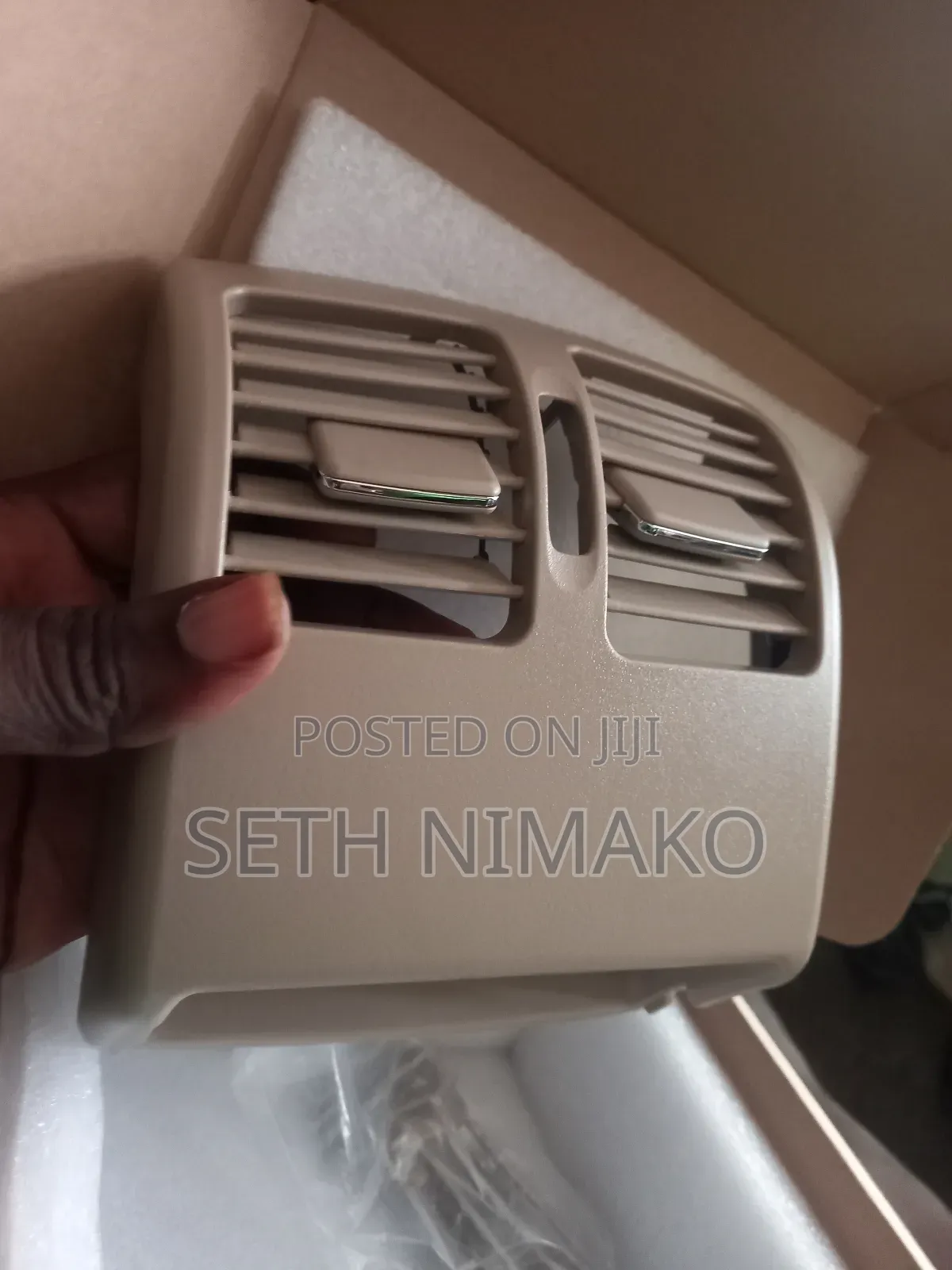 Ac Vent W204 Beige Colour