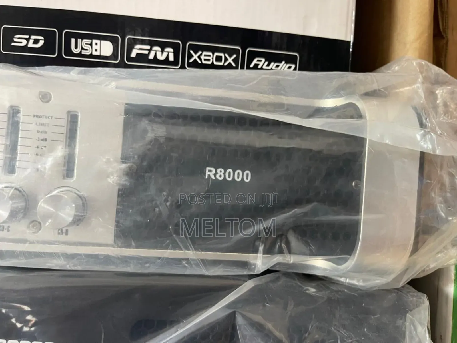 Rcf R8000 4channels Power Amplifier Silver Black