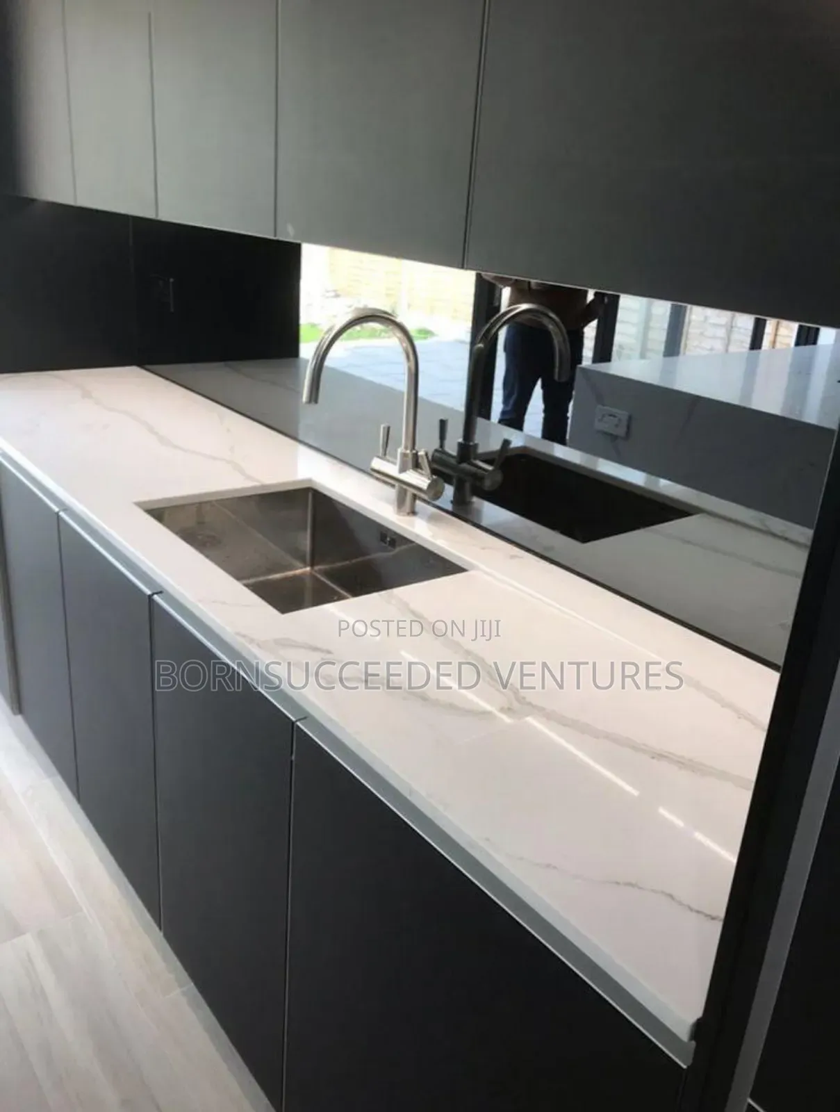 Marble Quartz 10ft 326cm X83cm