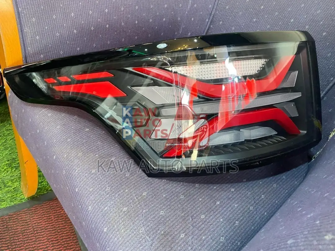 2016,2018,2019,2020,2021,2022 Taillight for Range Rover Sports
