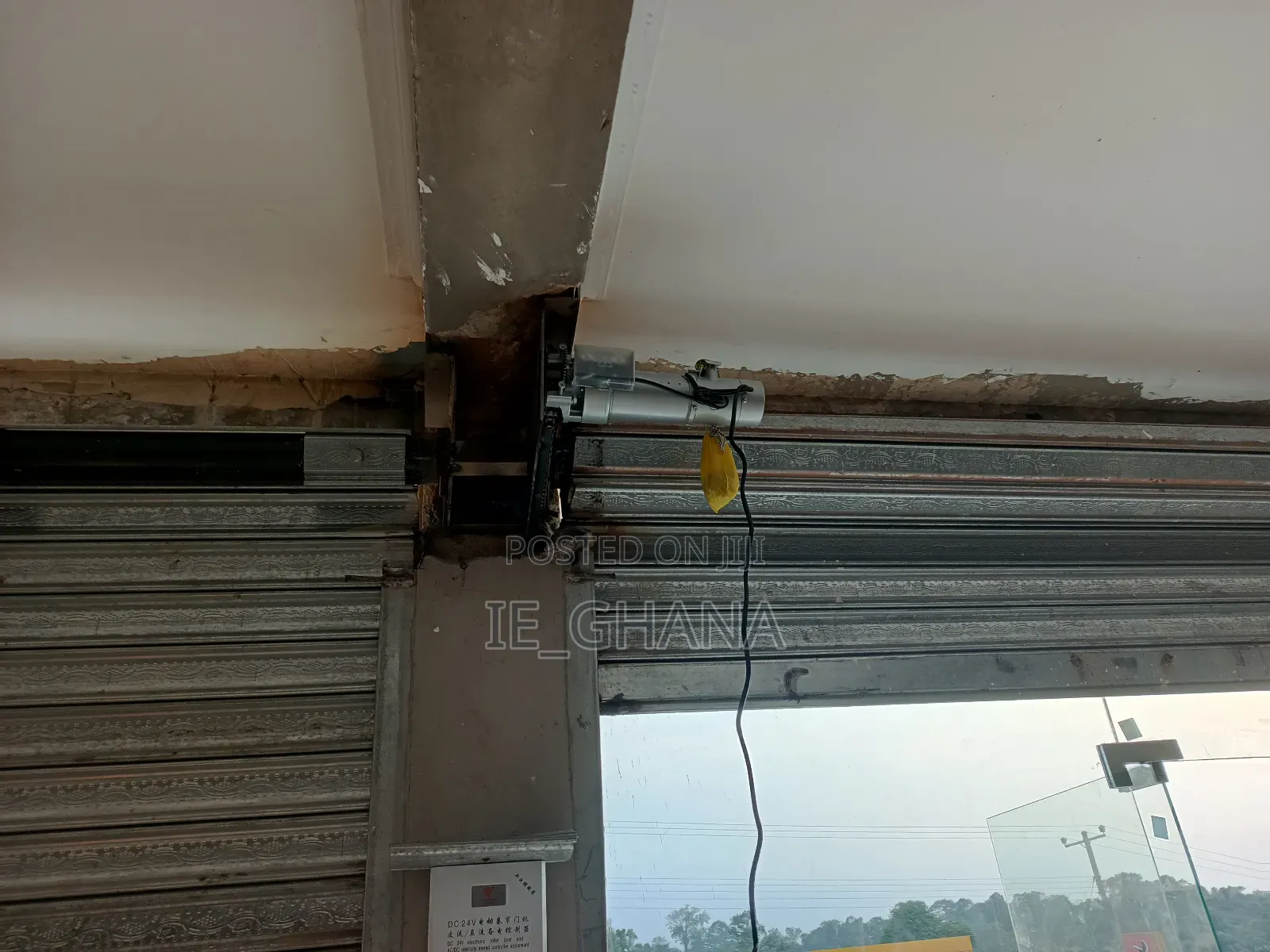 Shutter Roller Gate Installation