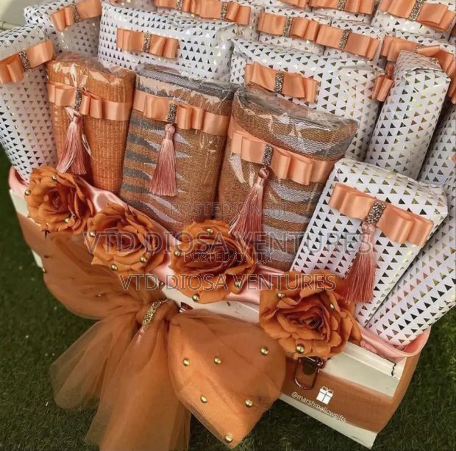 Engagement Dowry Wrapping