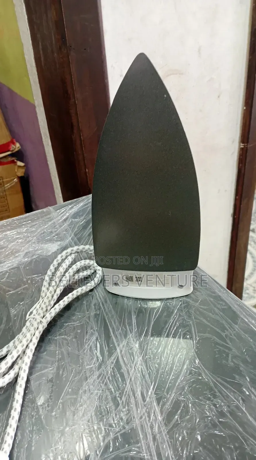 Authentic Decakila Products Dry Iron 1200w Decakila