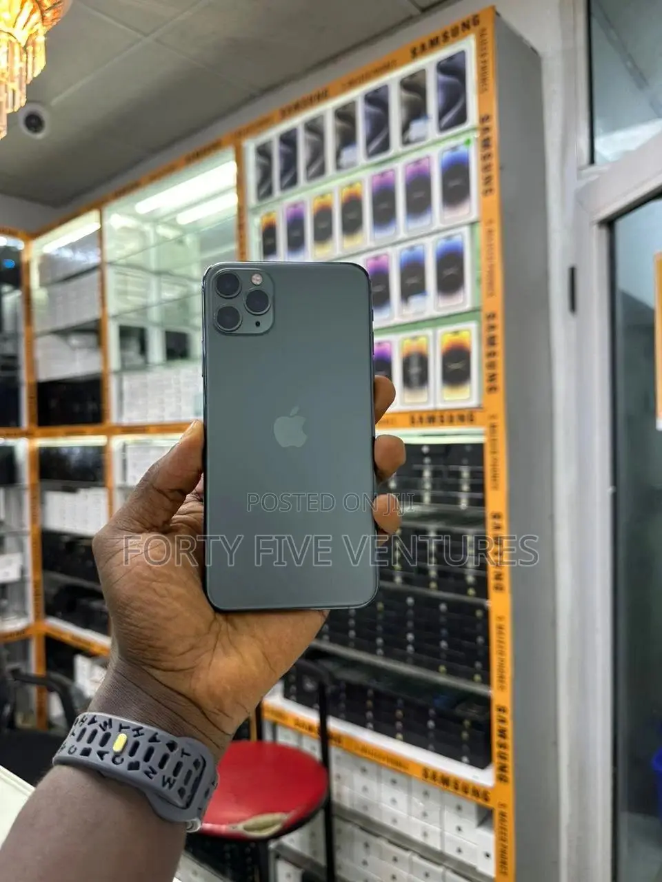 New Apple iPhone 11 Pro Max 64 GB