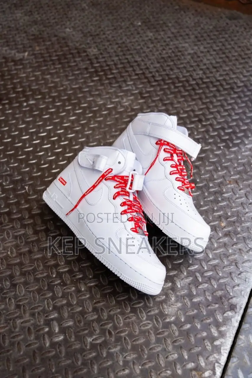 Af1 Mid Triple White X Supreme