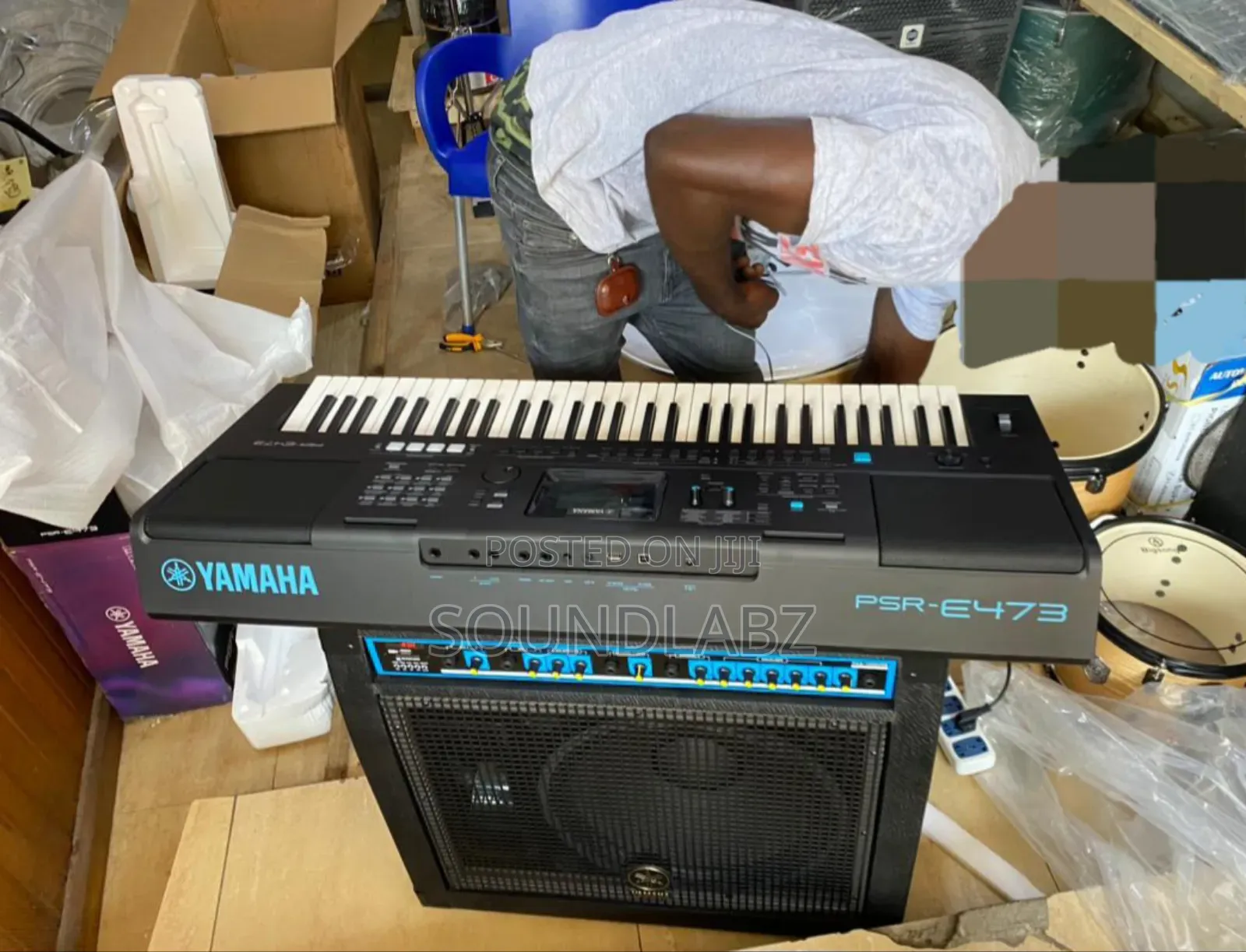 Yamaha PSR-473 Amplifier Combo Setup