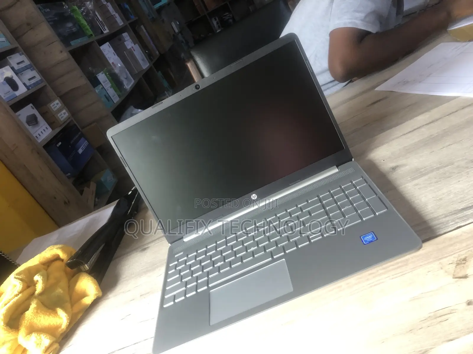 New Laptop HP 15S 4GB SSD 256GB