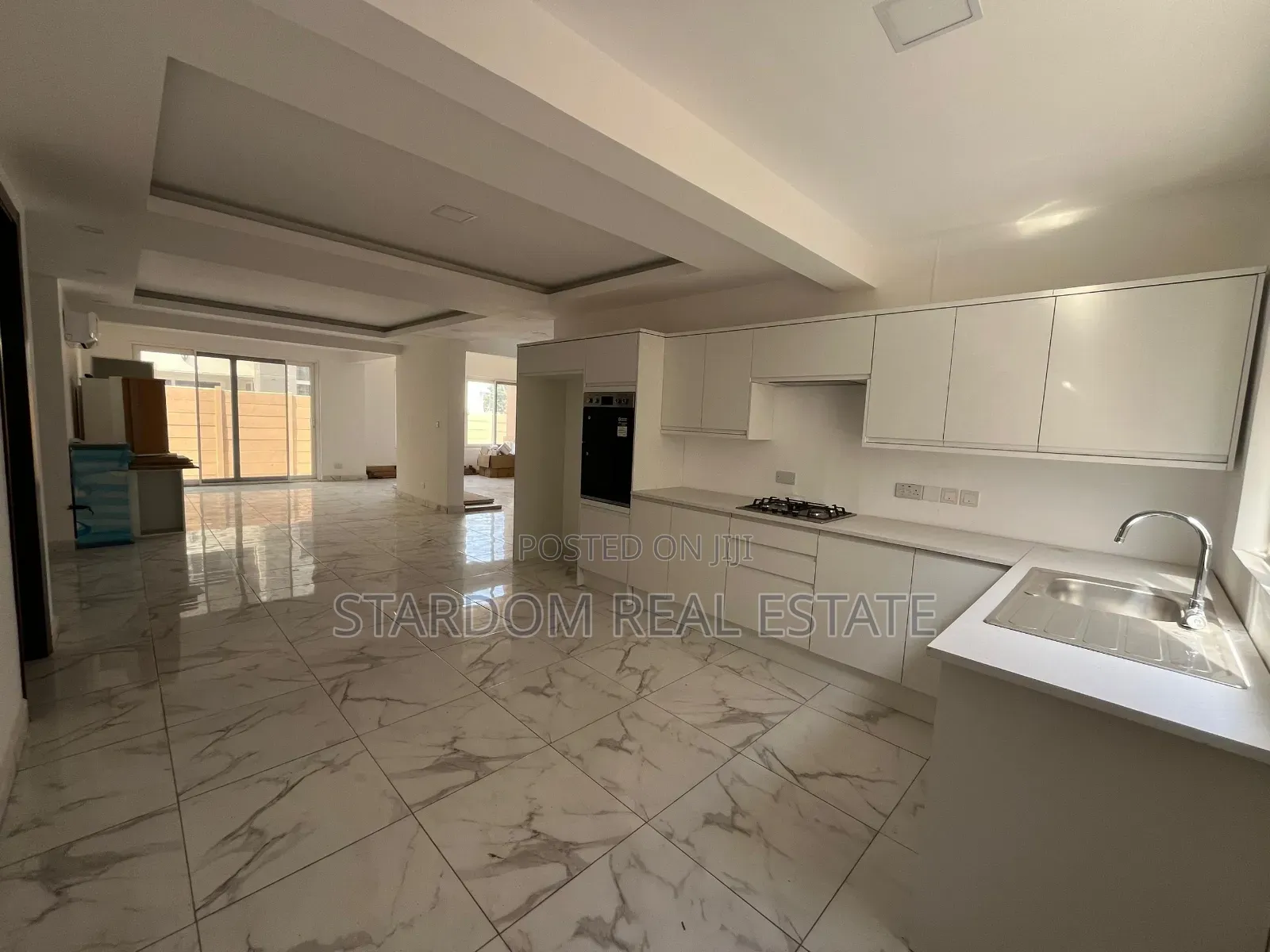 4bdrm Duplex in East Legon, A&C Mall Area for rent