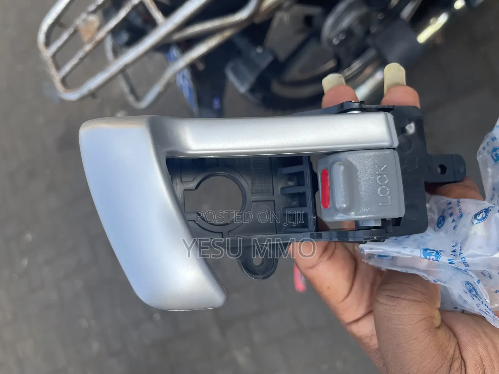 Hyundai Santa Fe 2012 Interior Door Handle