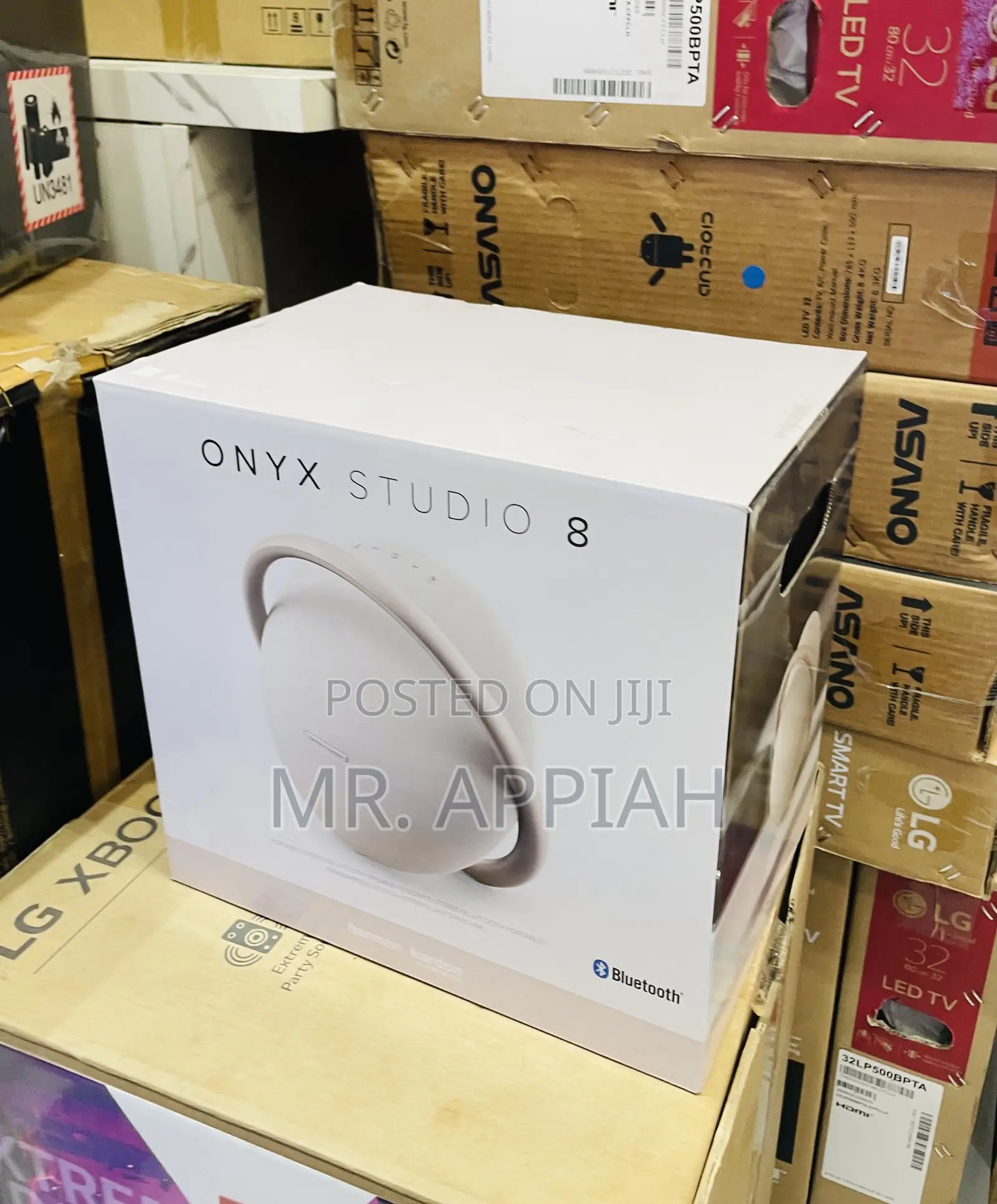 Premium Onyx 8 Wireless Audio Speaker.
