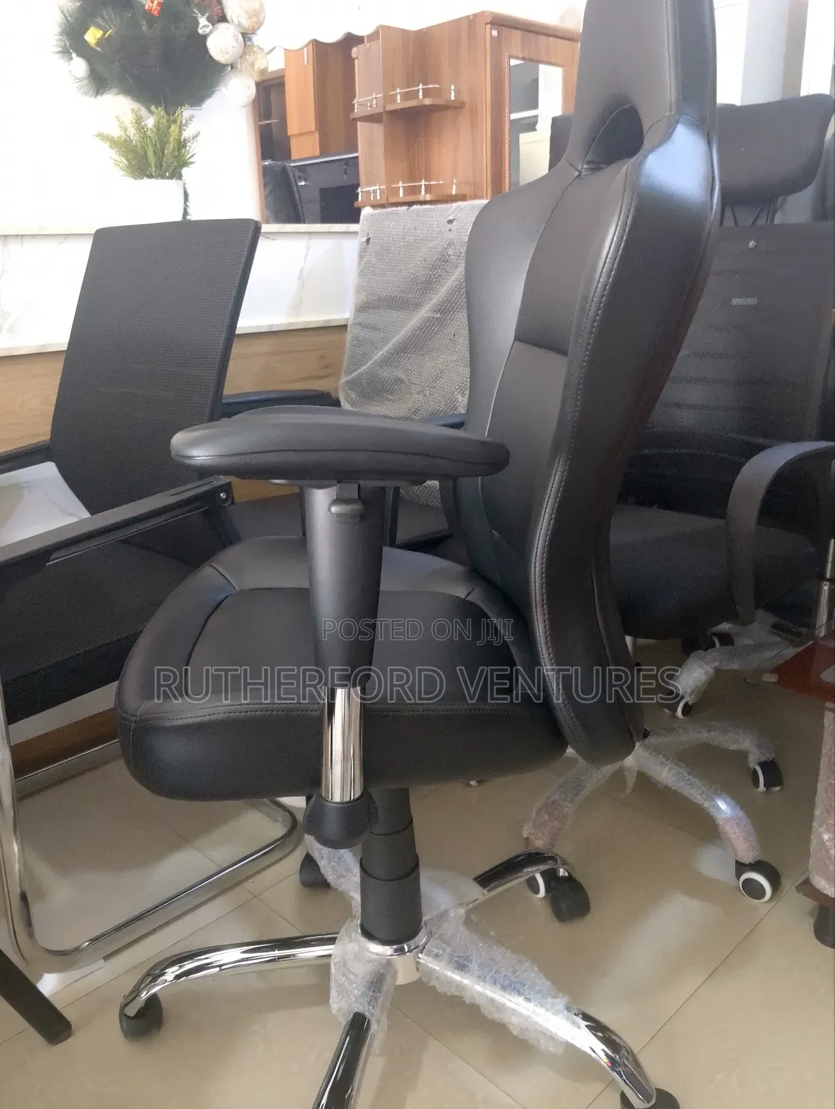 Orthopedic Leather Chair With Adjustable