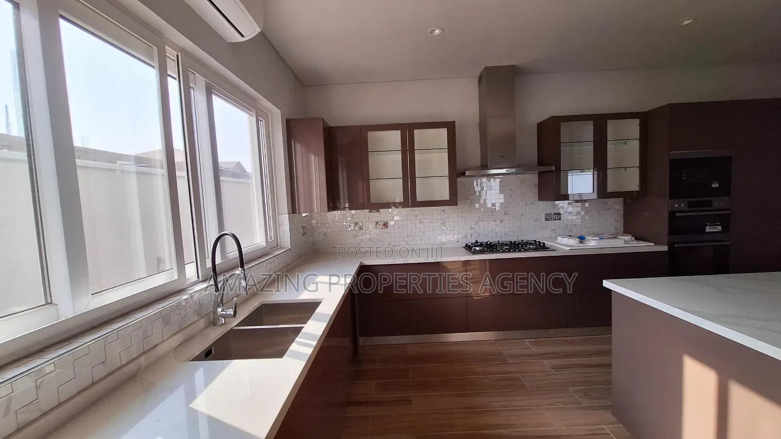 4bdrm House in Airport Residential Area for rent