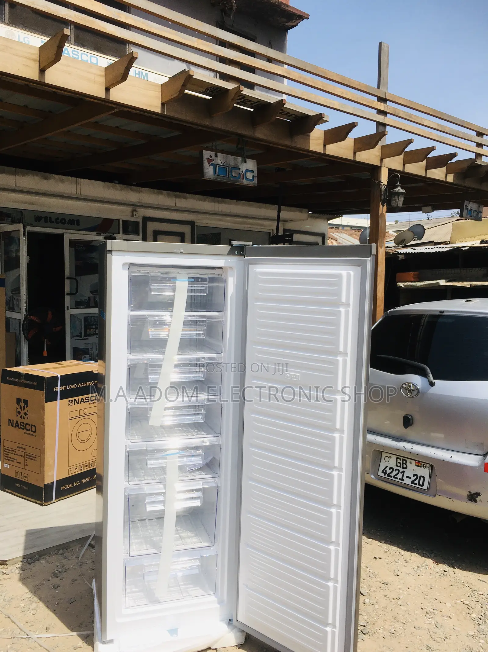 Tall Upright 242 Litres