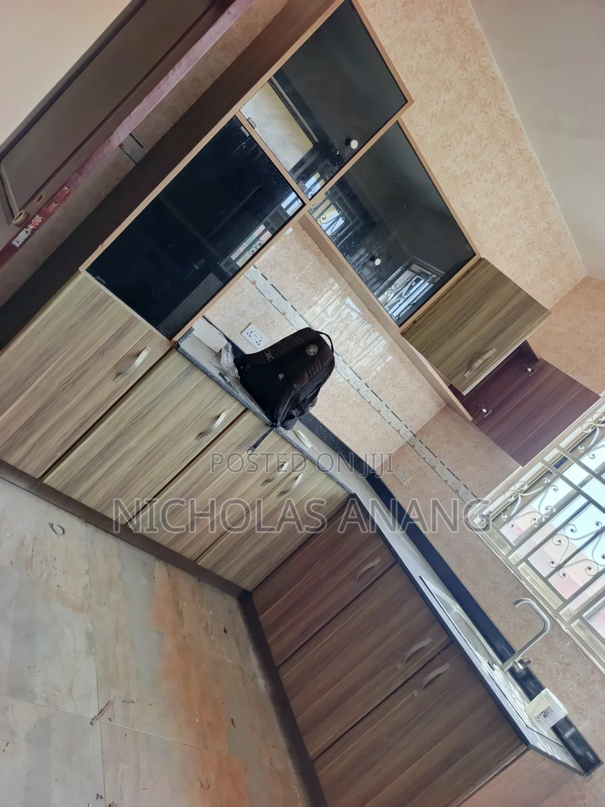 2bdrm Apartment in The Dorns Properties, New Town for rent
