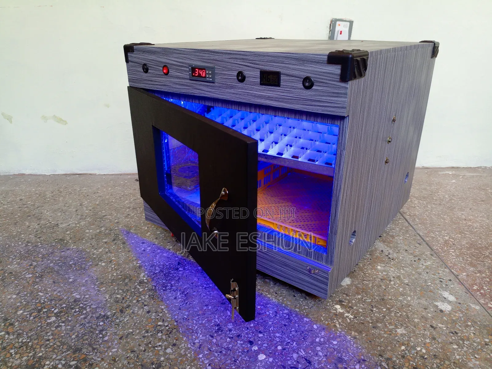 Portable Egg Incubator