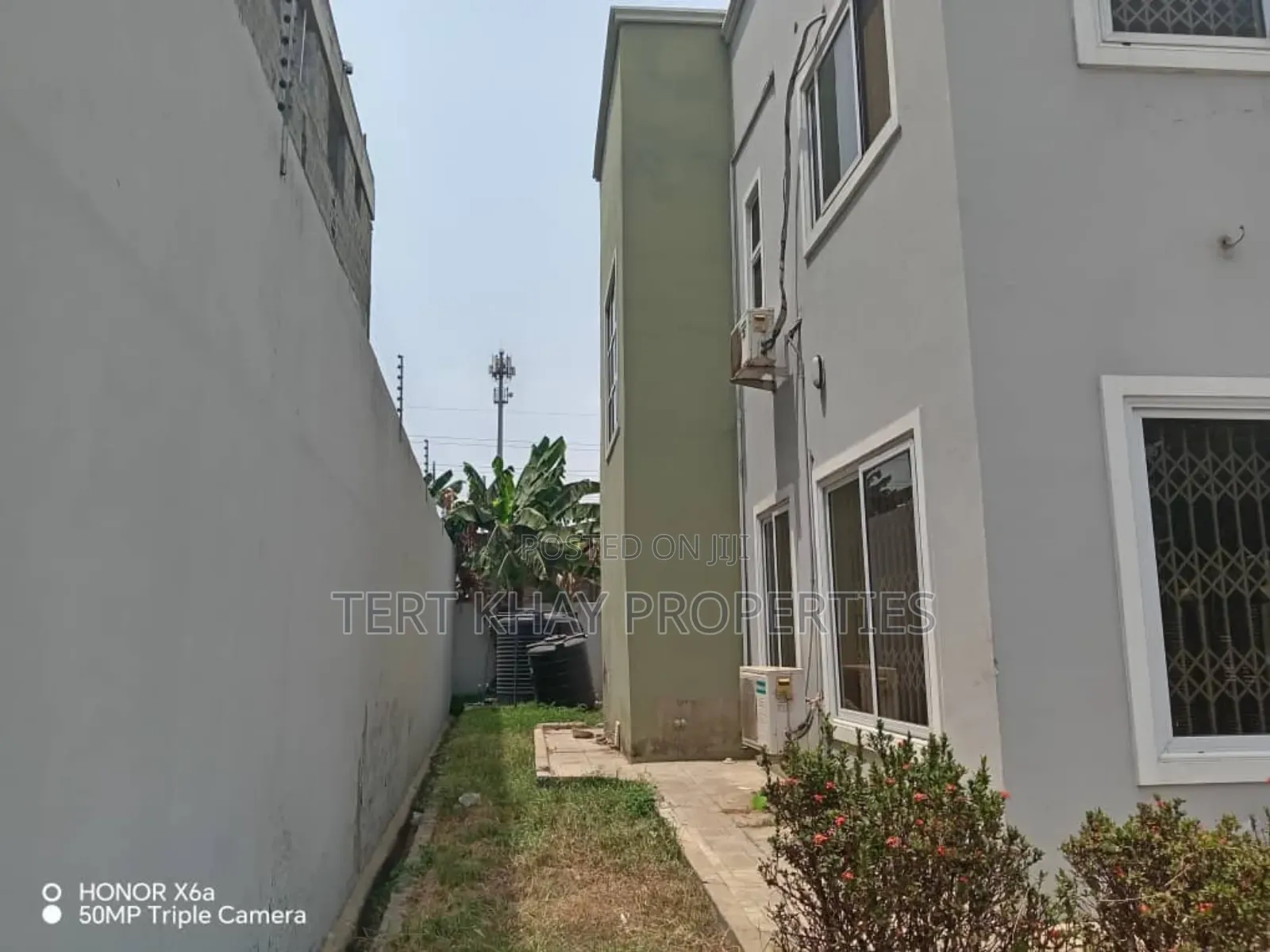 4bdrm House in Lashibi for sale