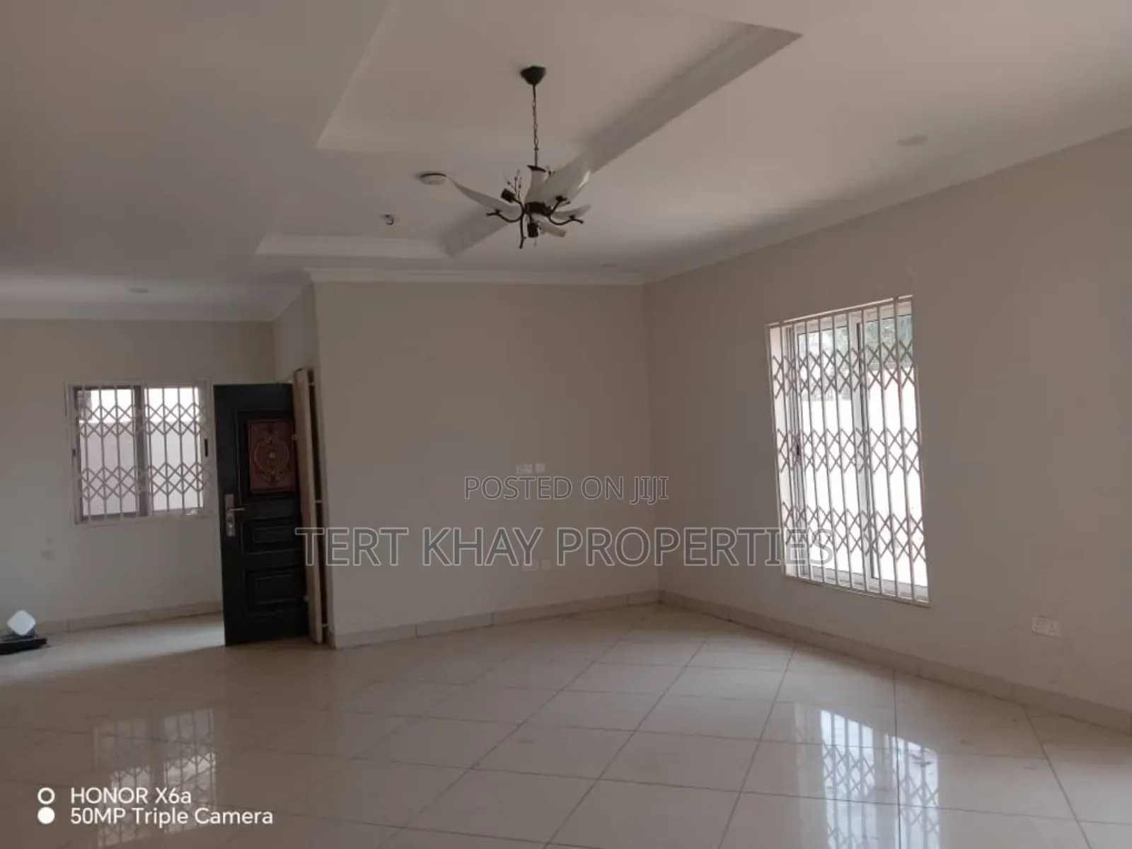 4bdrm House in Lashibi for sale