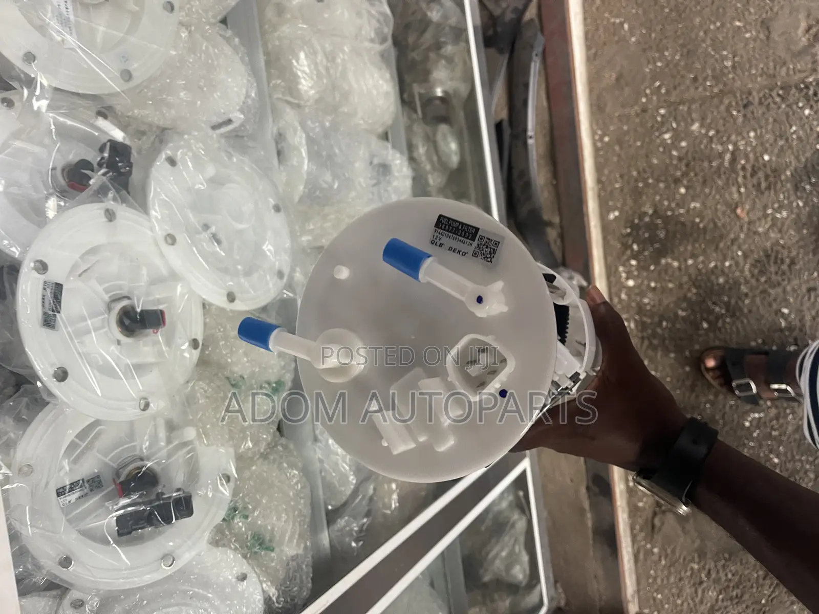 Mitsubishi L200 Fuel Pump