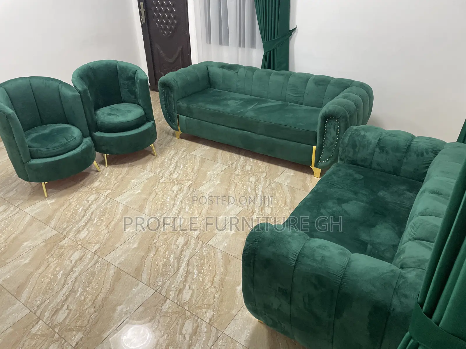 Green Sofa Set// Durable And Luxurious