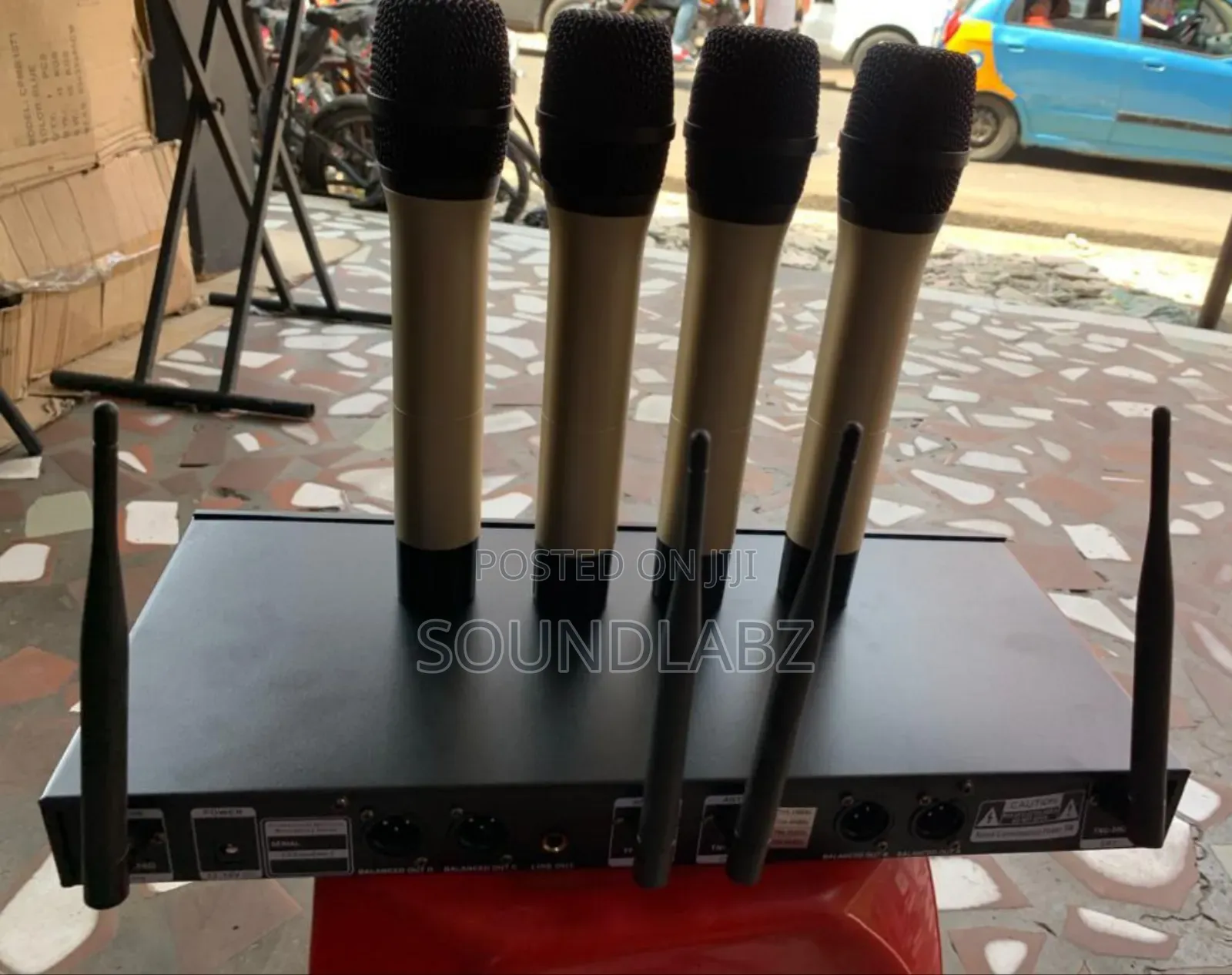 Shure Cs4 4in1 Professional Wireless Microphone