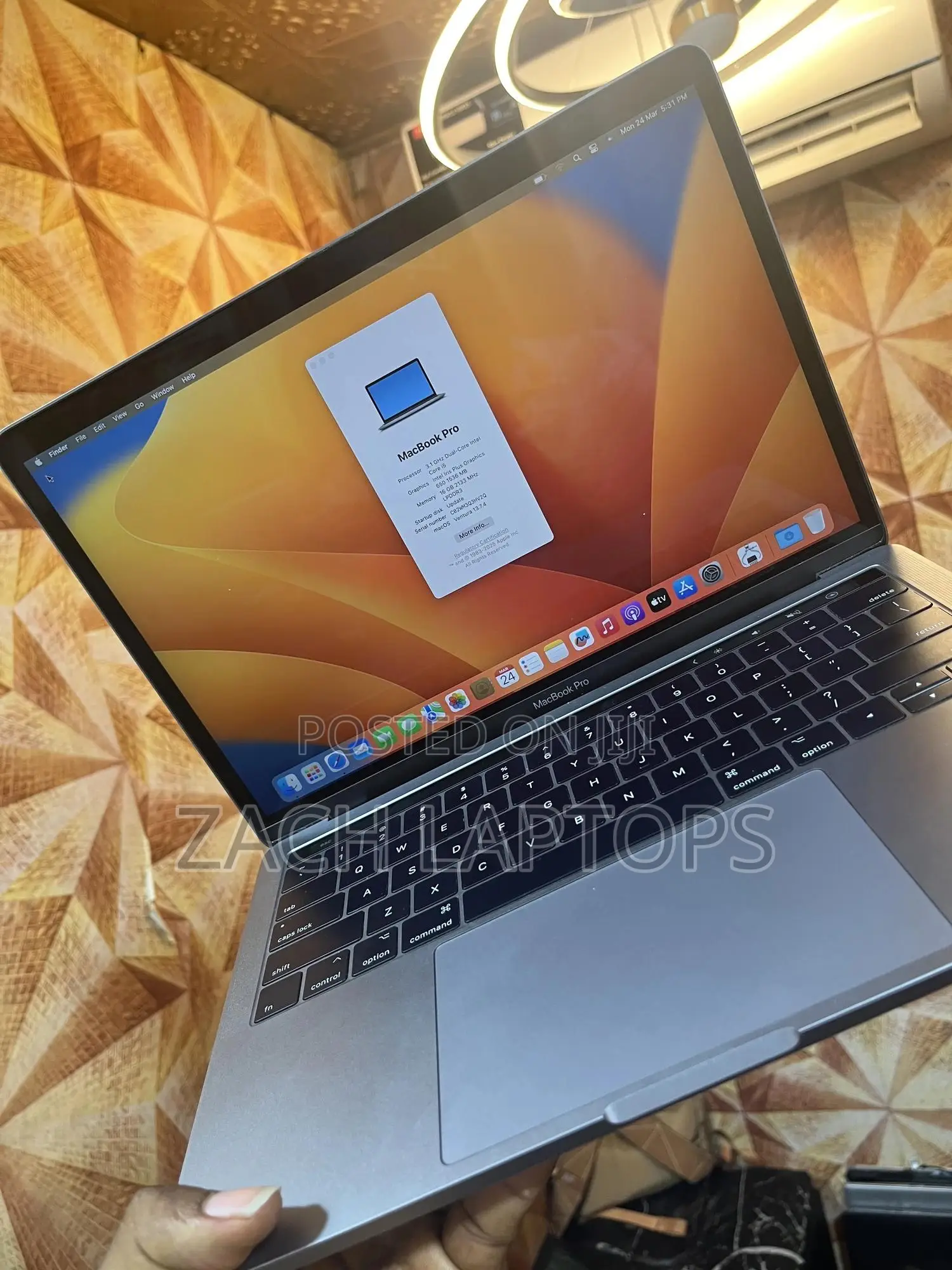 Laptop Apple MacBook Pro 2018 16GB Intel Core i5 SSD 512GB