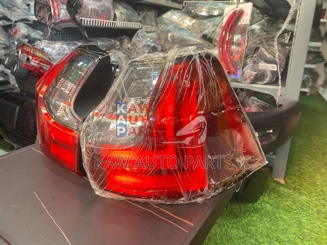 2018,2019,2020,2021,2022,2023,2024 Taillight for Lexus LX570
