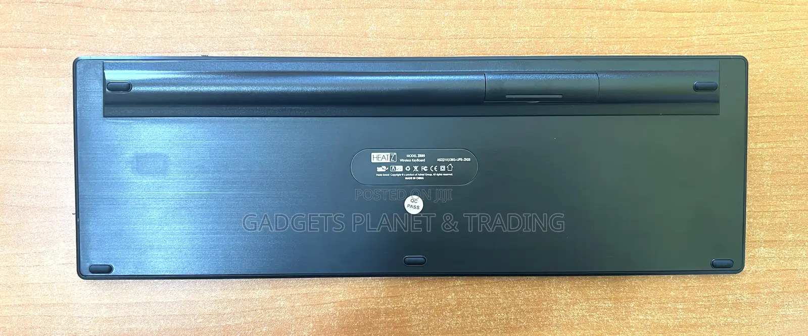 Heatz Ultra Slim Touch Pad 2.4ghz Wireless Keyboard - Zk05