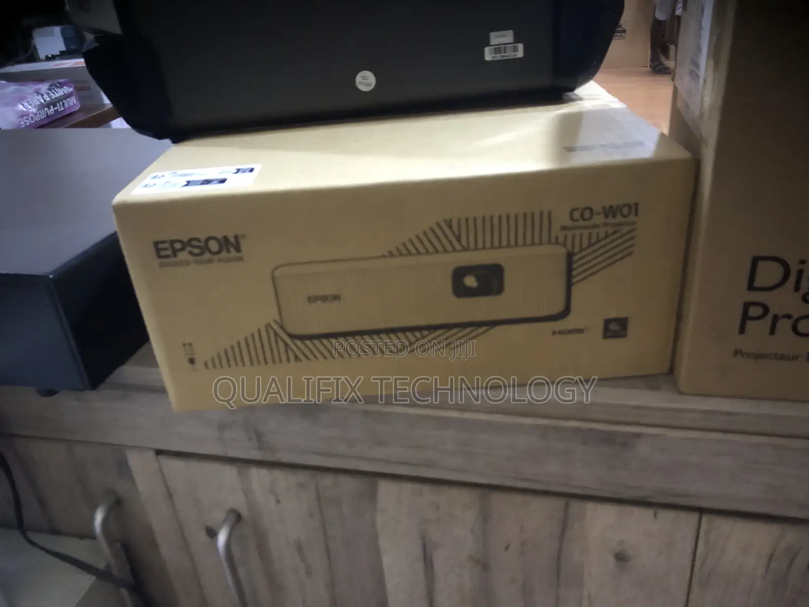 Epson Projector W01