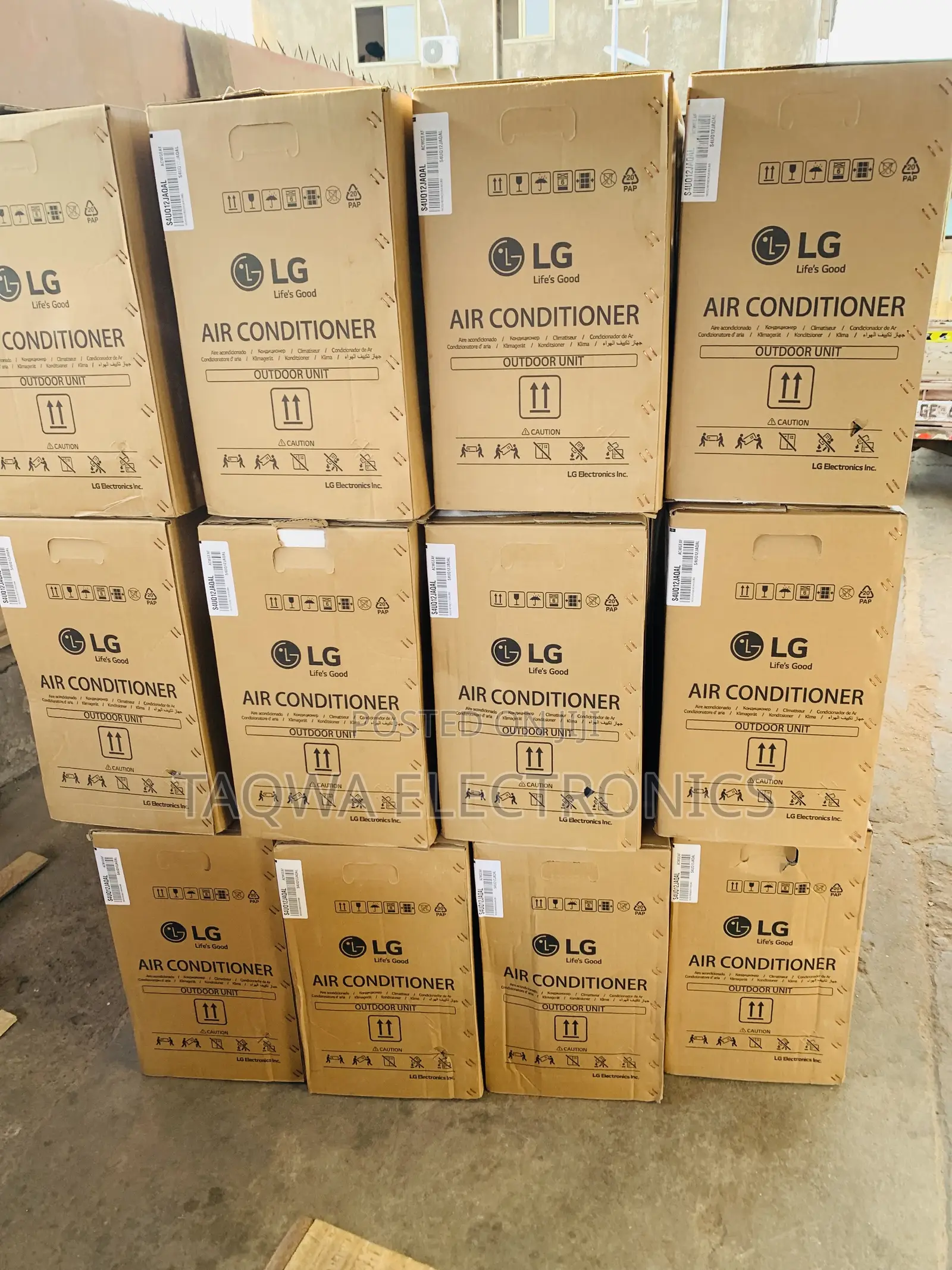 Lg Thrilling Air Conditioner 1.5hp